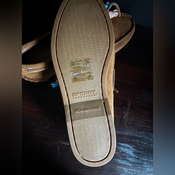 Sperry x Aritzia Brown Suede Boat Shoes - Picture 6 of 6